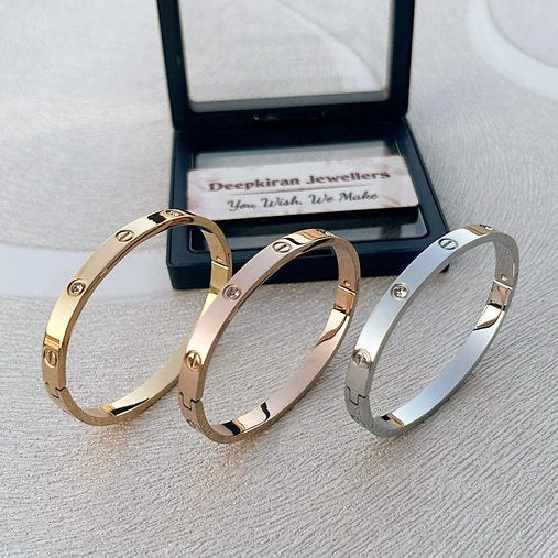 Stainless, anti-tarnish, 22K real gold plated love bracelet.Love Bangle